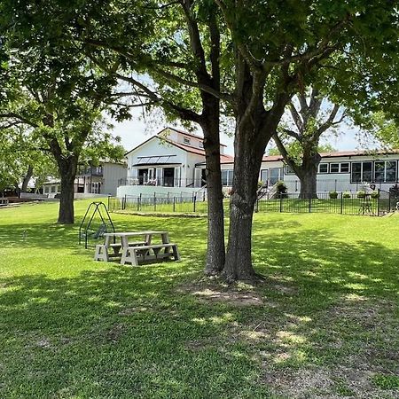 Luxurious Lakehouse With Indoor Pool-Hot Tub-Fire Pit Vila Marble Falls Exterior foto